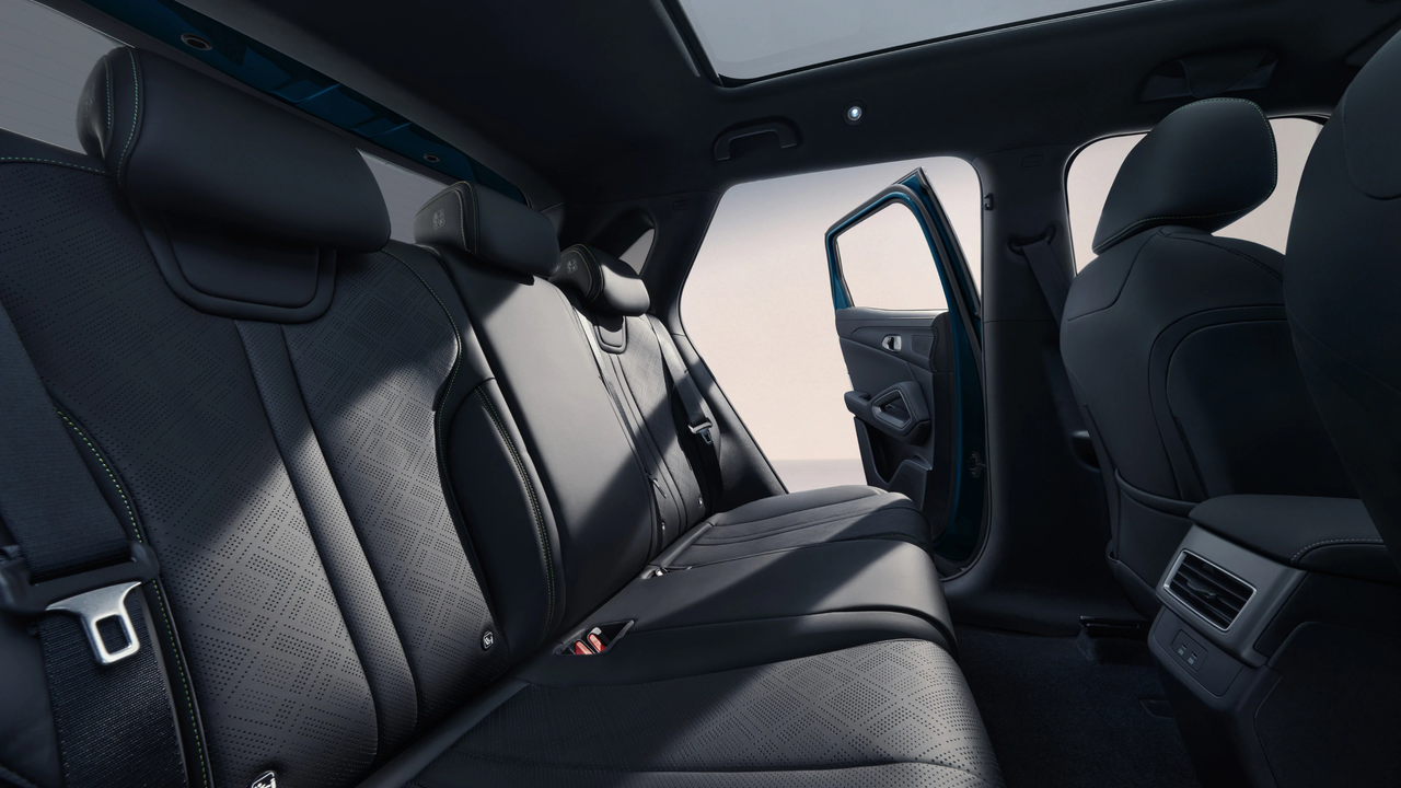 BYD Atto 2 1.5 DM-i — photo 7