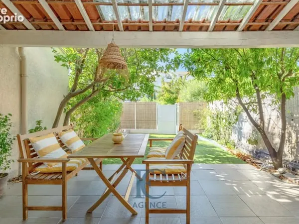 Maison 5 pièces de 90 m2 à proximité de la plage