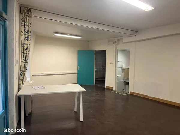 🏡 Local Commercial - 35m² - Lumineux coeur de ville