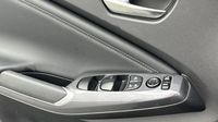 Nissan Juke 1.6 Hybrid 143ch N-Connecta 2023.5 — photo 16