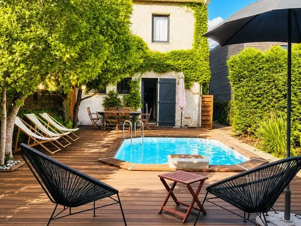 Maison avec piscine + annexe indépendante + Tram à pied - Quartier mairie Villeanve d'Ornon