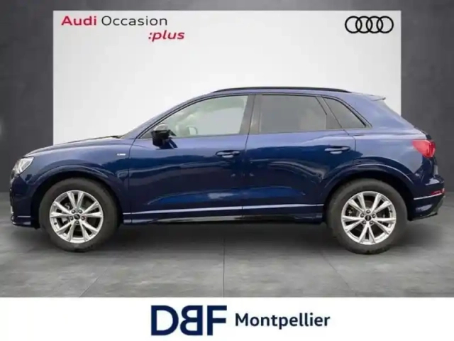 Audi Q3 35 tfsi 150 ch s tronic 7 s line plus — photo 13