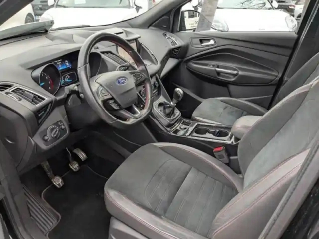 Ford Kuga 1.5 flexifuel-e85 150ch stop&amp;start st-line 170g 4x2 euro6.2 — photo 5