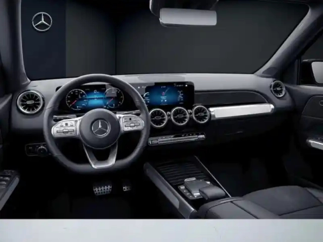 Mercedes Glb 200 d amg line — photo 10