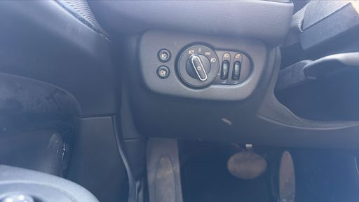 Mini Clubman 2.0 Cooper S 192 - Edition Canonbury – 2020 – 73621 km – Essence – Boîte Automatique — photo 13