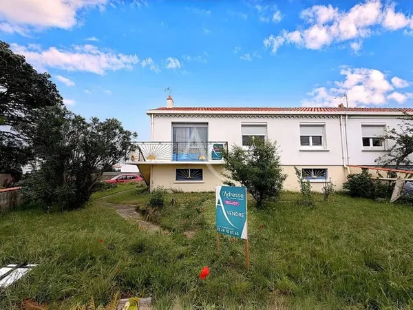 Maison 3 pièces 140 m²