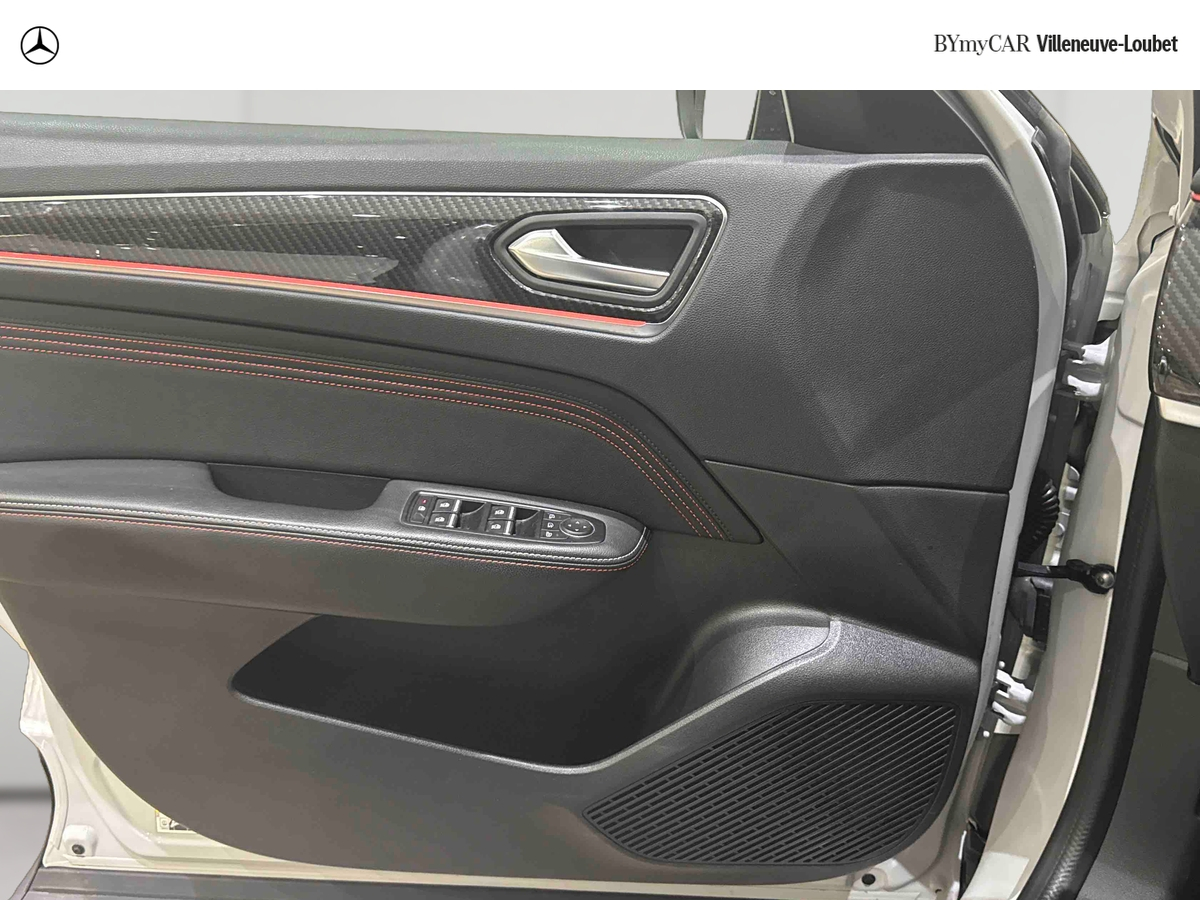 Renault Arkana E-Tech 145 - 21B — photo 16