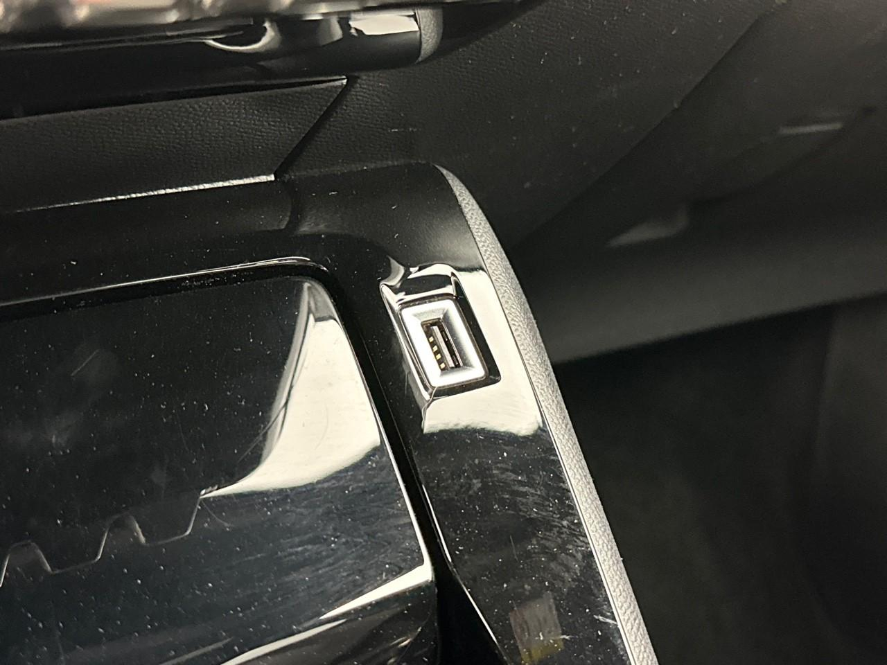 Peugeot 2008 puretech 130 s&s eat8 allure pack — photo 29