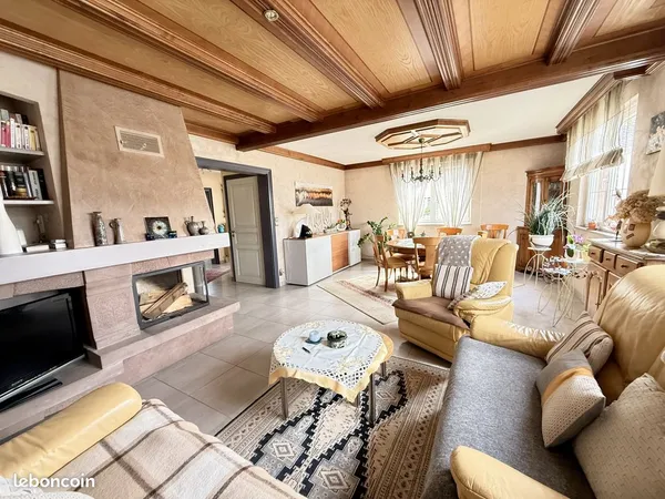 Maison 7 pièces 182 m²