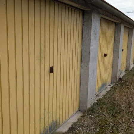 Garage 13m2 79/mois
