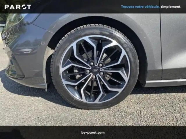 Ford Focus 1.0 ecoboost 125ch st-line business 96g — photo 14
