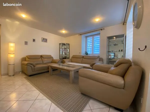 Chic appartement à 3 chambres au coeur de Mulhouse