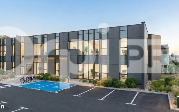 Bureau 315 m²