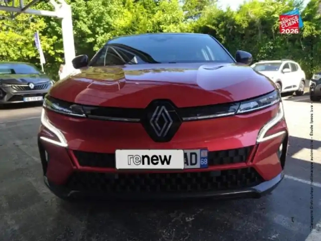 Renault Megane e-tech electric ev60 220ch iconic super charge — photo 13