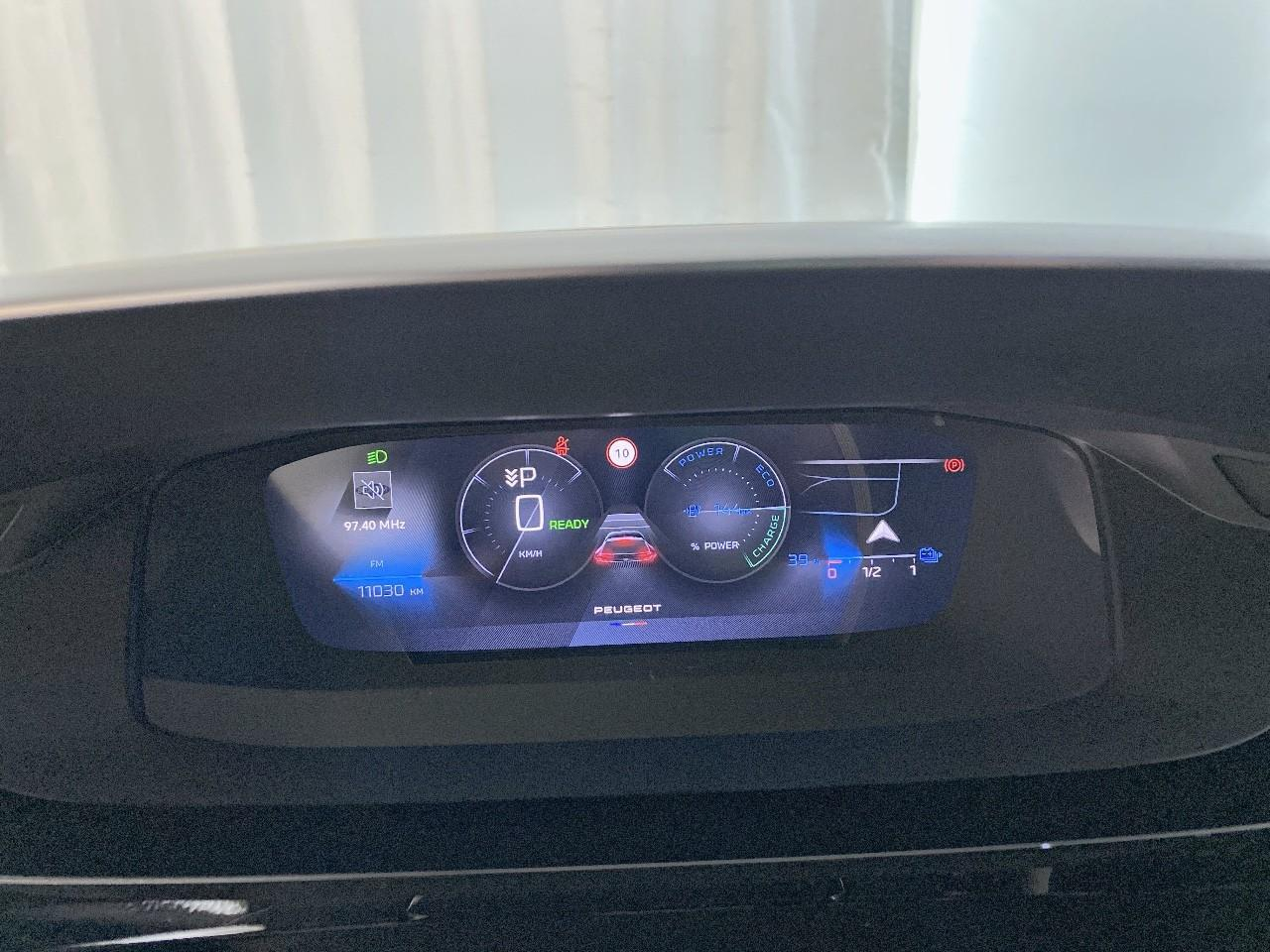 Peugeot 408 electrique 58 kwh 210 ch gt — photo 13