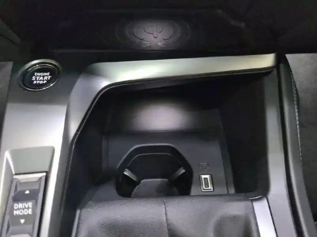 Peugeot 308 bluehdi 130ch s&amp;s bvm6 — photo 15