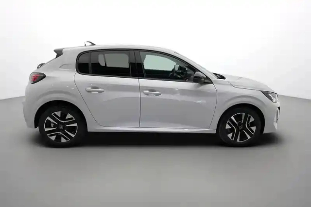 Peugeot 208 100 s&amp;s bvm6 — photo 7