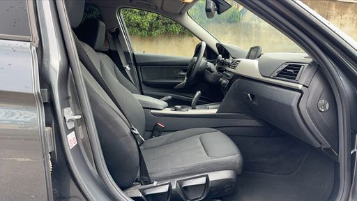 BMW Serie 3 Touring 320i 184 BVA - Lounge Plus – 2018 – 112338 km – Essence – Boîte Automatique — photo 21