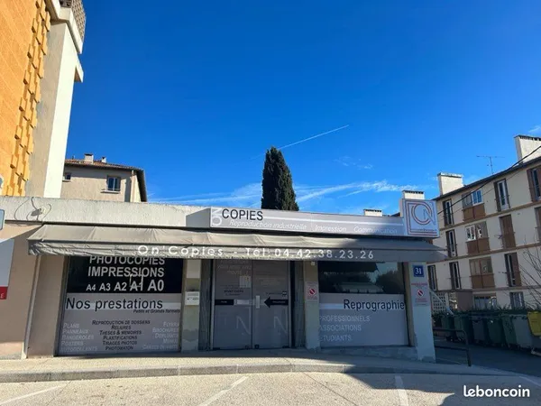 Local tous commerces : Vente droit au bail avec ou sans fond de commerce Local, boutique