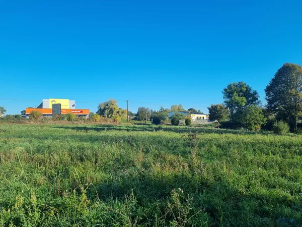 Terrain 948 m²