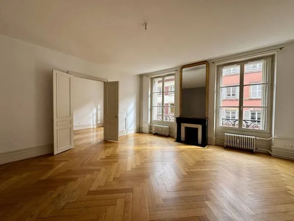 Appartement 4 pièces 126 m²