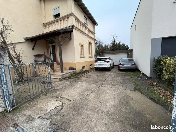 Immeuble de rapport amneville 240m2 5 ares 269000 euros