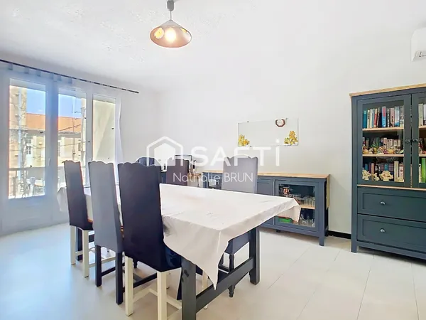 appartement T4 de 73 m² avec garage et petite terrasse