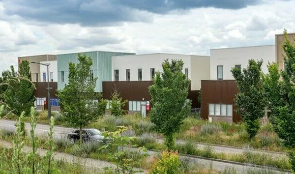 LOCAL D'ACTIVITE 808 m² BUCHELAY