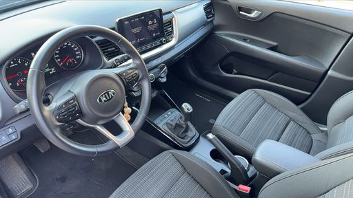 Kia Stonic 1.0 T-GDi 120 mHEV - Active – 2021 – 26372 km – Essence – Boîte Manuelle — photo 13