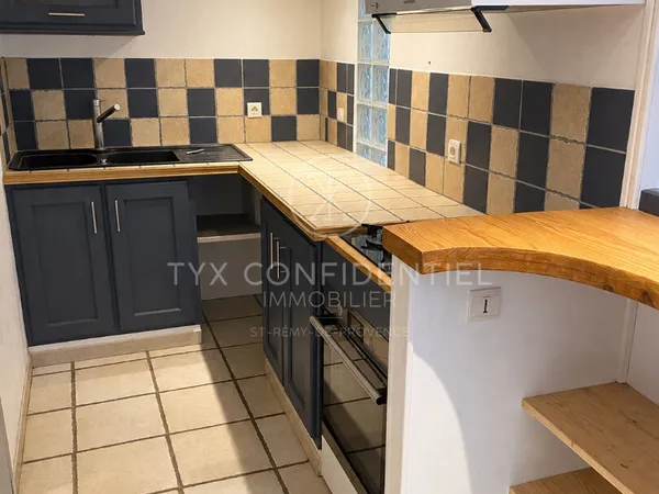 En exclusivité , Appartement en Duplex 2 pièce(s) Saint Rémy de Provence