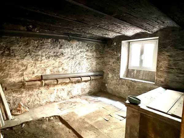 Stockage Location Cannes  16m² 100€