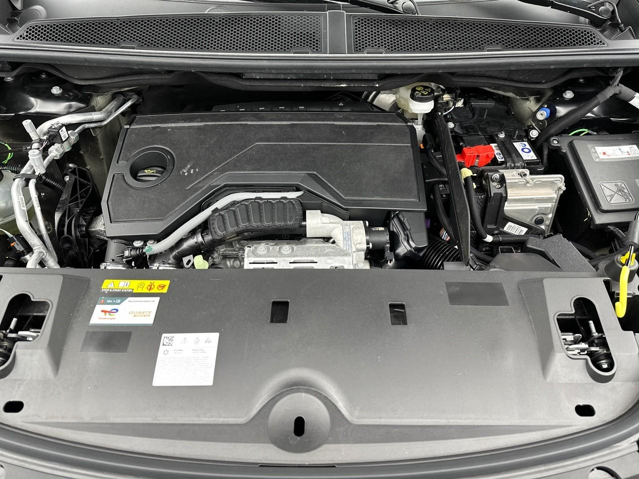Peugeot 5008 hybrid 145 ch e-dcs6 gt — photo 13