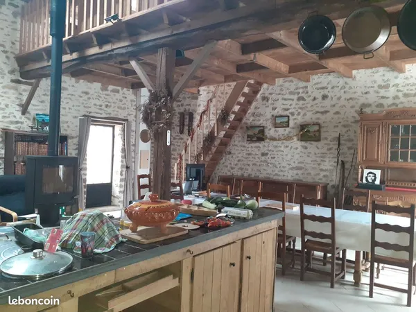 Logement équipé proche lac de St Pardoux