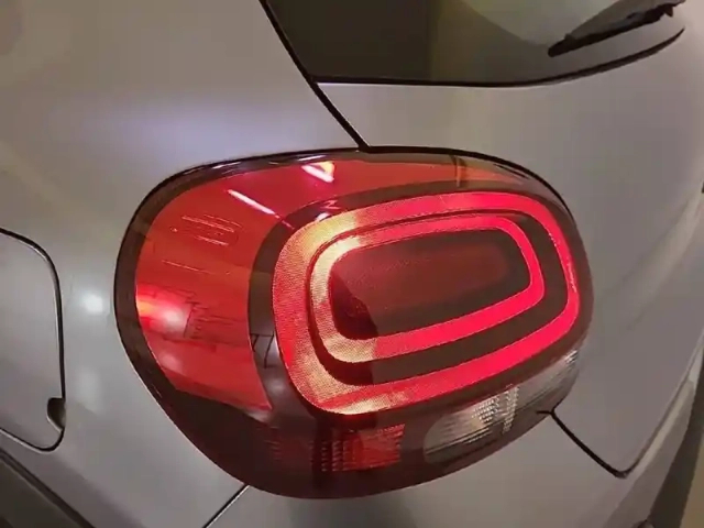 Citroën C3 puretech 83 ch bvm5 — photo 17