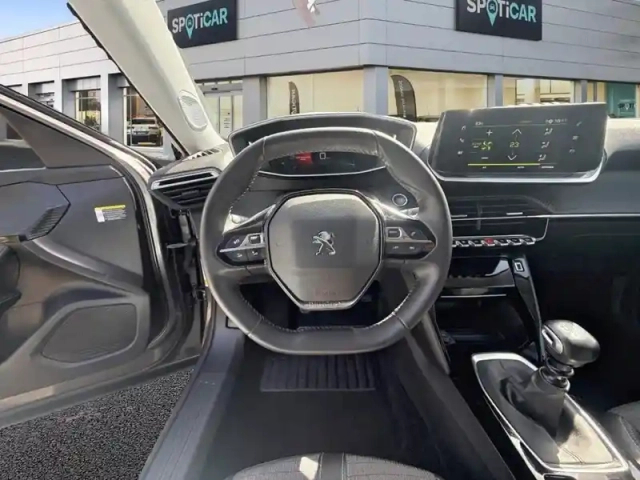 Peugeot 2008 puretech 100 s&amp;s bvm6 allure pack — photo 12
