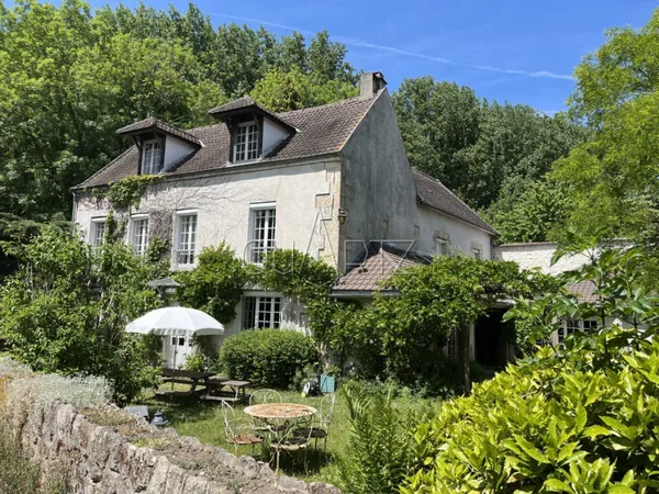 Maison 9 pièces 350 m²