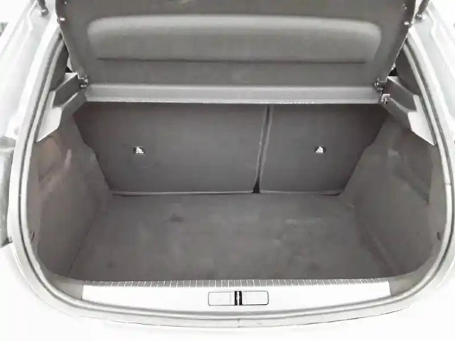 Peugeot 208 hybrid 110 ch e-dcs6 — photo 22