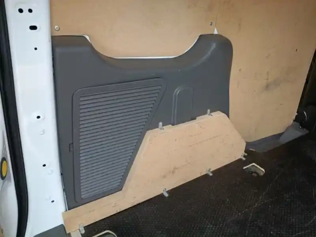 Ford Transit Connect fourgonnette l1 1.0e 100ch trend — photo 29