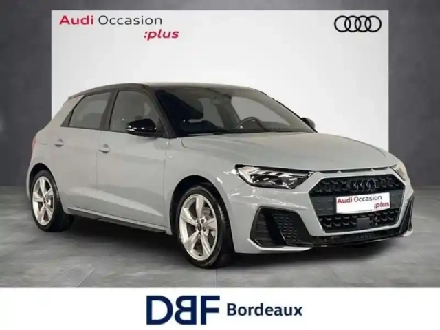 Audi A1 30 tfsi 110 ch s tronic 7 s line — photo 6