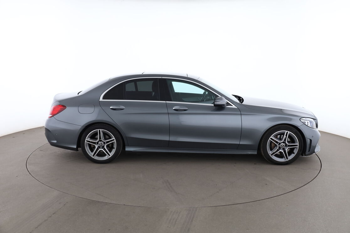 Mercedes-Benz Classe C 220 d AMG Line 9G-Tronic — photo 6