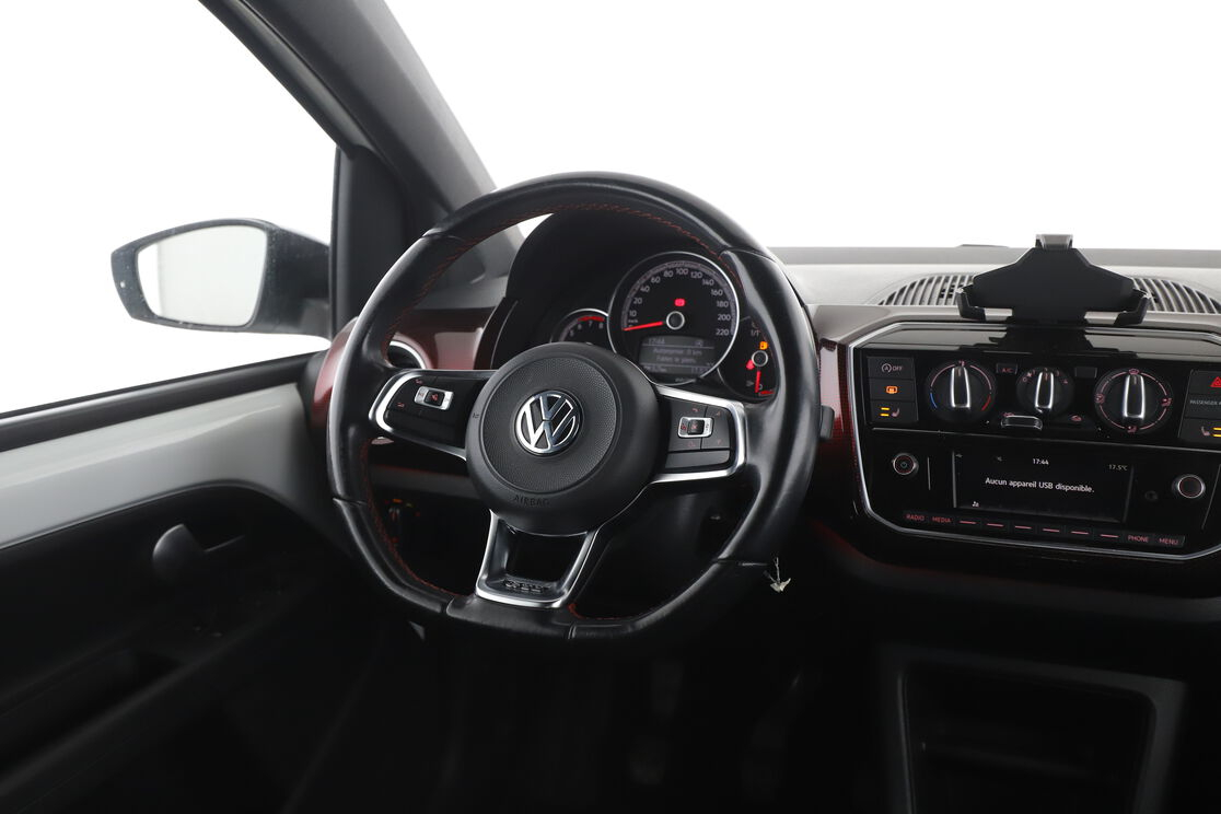 Volkswagen up! 1.0 TSI BlueMotion GTI — photo 12