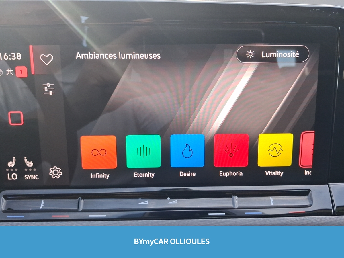Volkswagen Golf 1.5 TSI ACT OPF 130 BVM6 — photo 34