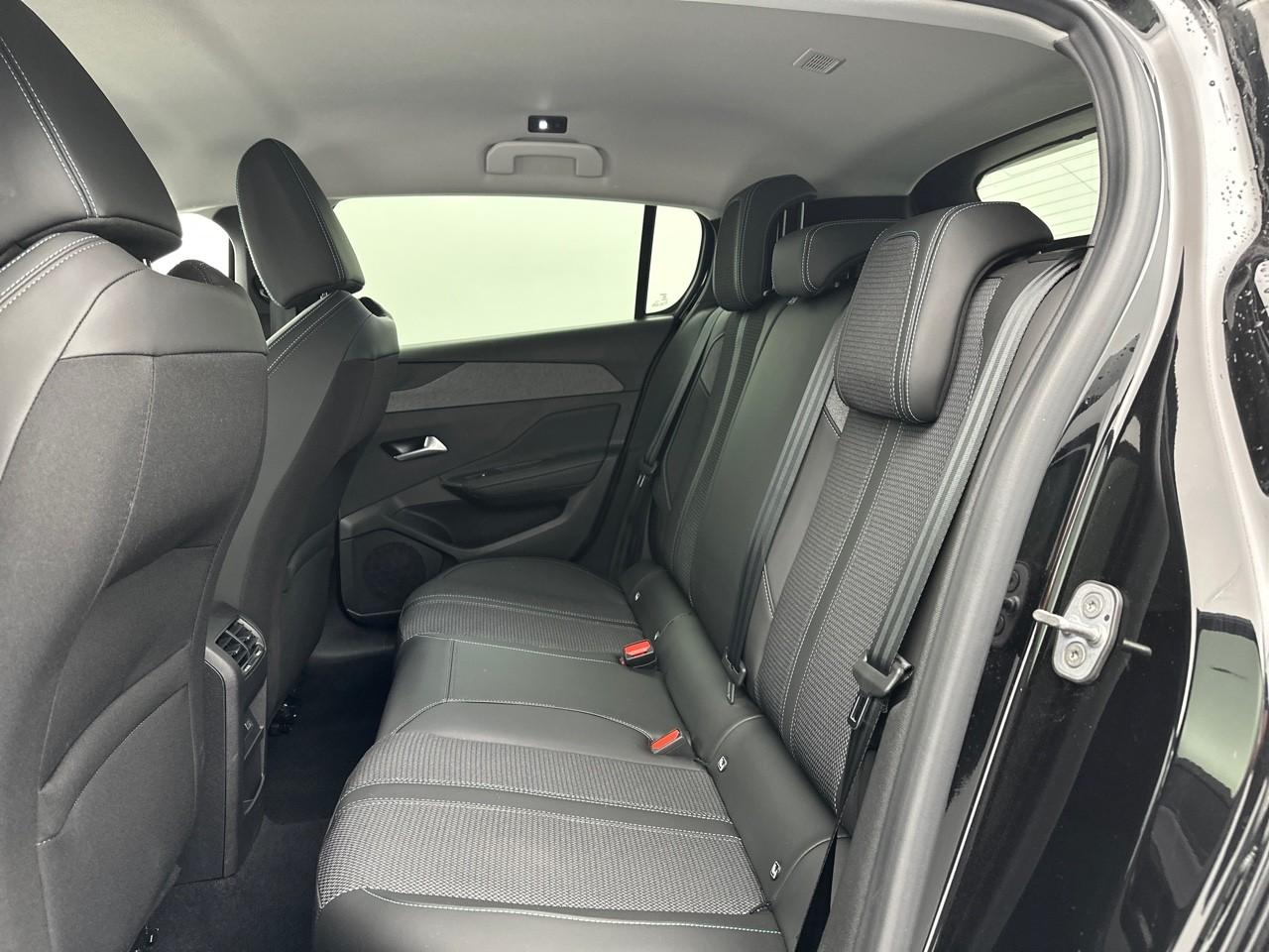 Peugeot 308 bluehdi 130ch s&s eat8 allure — photo 12