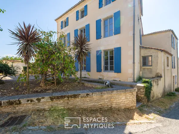 Bâtisse d'exception au coeur du Marais Poitevin à parfaire