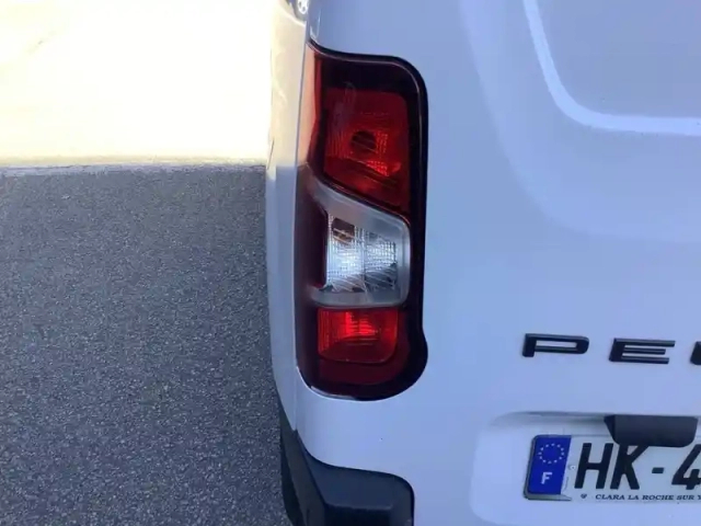 Peugeot Partner e- fgn 136 ch m charg ut maj 54 kwh aut — photo 17