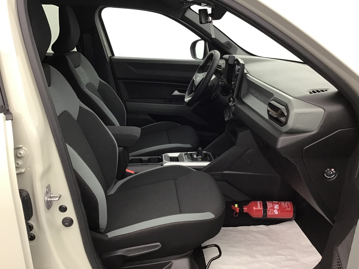 Dacia Duster — photo 6