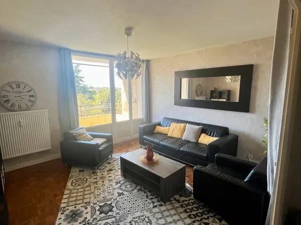 Appartement F3 entièrement meublé et équipé