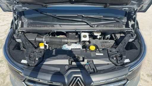 Renault Trafic VU 2.0 dCi 150 EDC7 - Red Edition Confort L1h1 – 2024 – 86545 km – Diesel – Boîte Automatique — photo 40