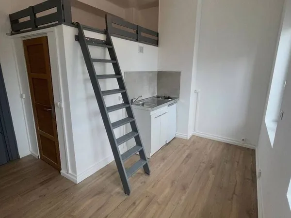 Studio 1 pièce 15 m²