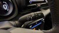 Toyota Yaris 116h Design 5p MY22 — photo 24